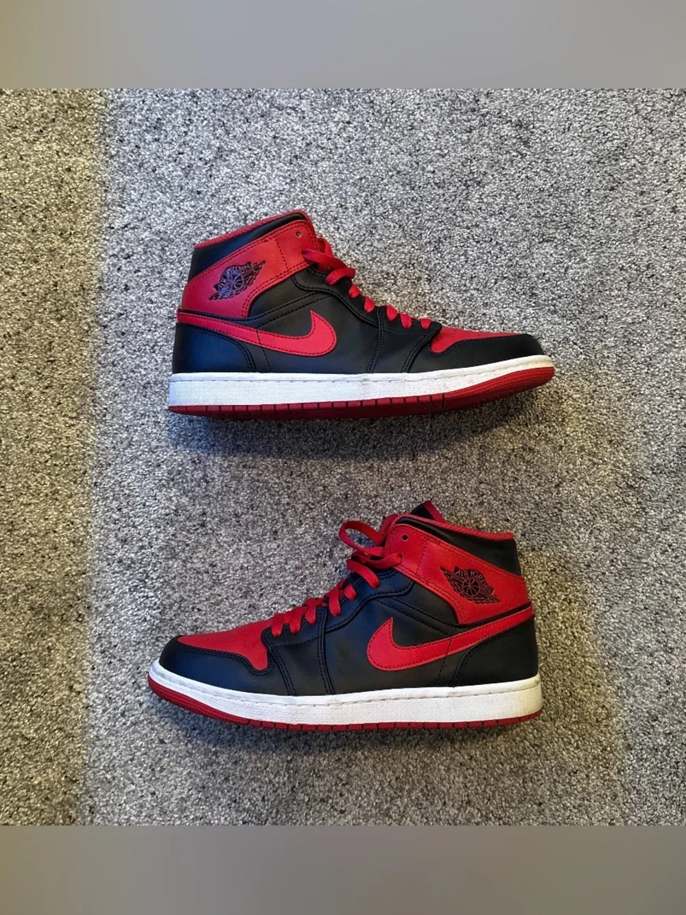Air Jordan 1 Mid